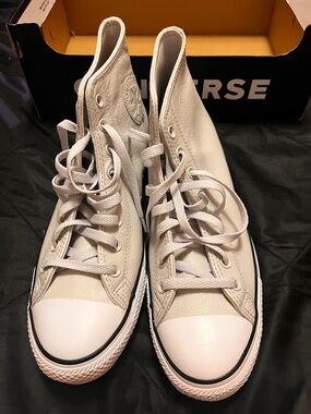 Converse CTAS High Top Leather Sneakers grey new